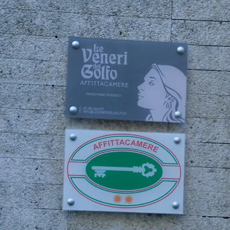 Le Veneri Del Golfo